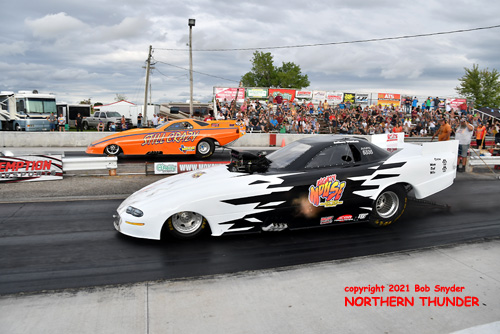 Anthony Whitfield - 'Mighty Mouse' 
(near lane) vs Clay Cunningham - 'Still Crazy' (far lane)